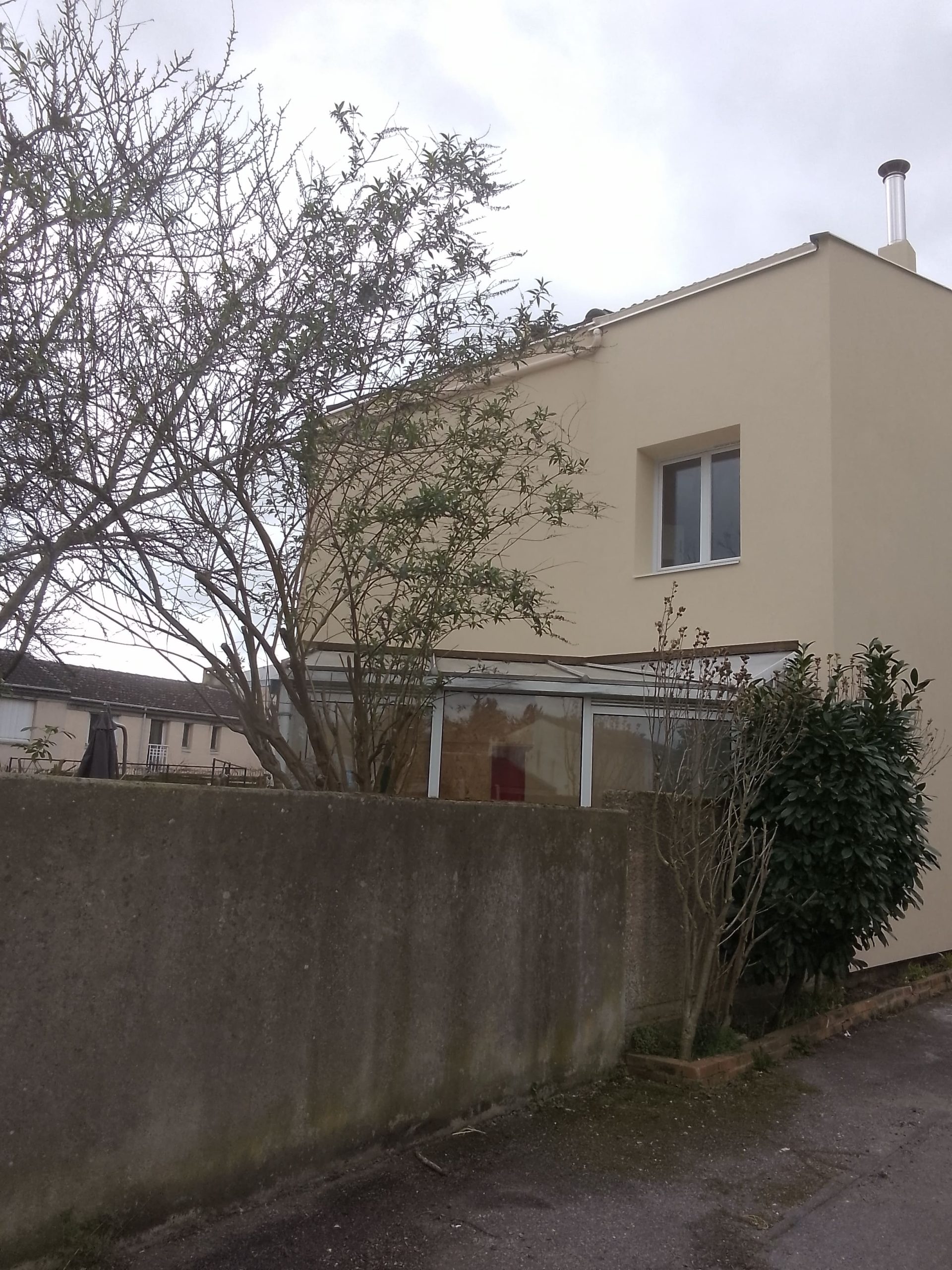 Façade arrière gauche après ITE - Jouy-le-Moutier 95 - Mira Façade